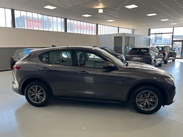 Alfa Romeo Stelvio 2.2 Turbodiesel 190 CV AT8 Q4 Business