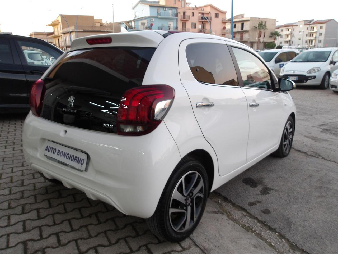 Peugeot 108 5 Porte 108 5p 1.2 puretech Allure Top! E6