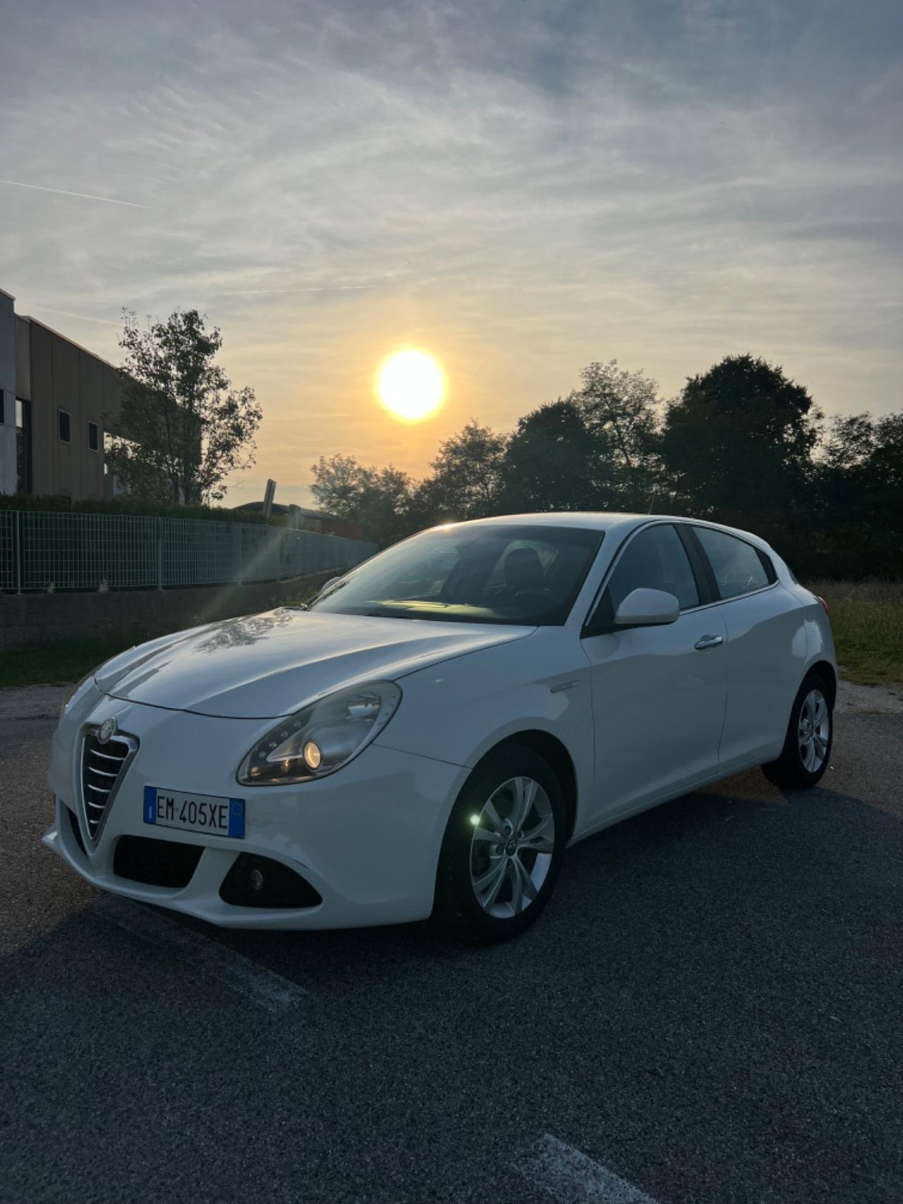 Alfa Romeo Giulietta 1.6 JTDm-2 105 CV Exclusive