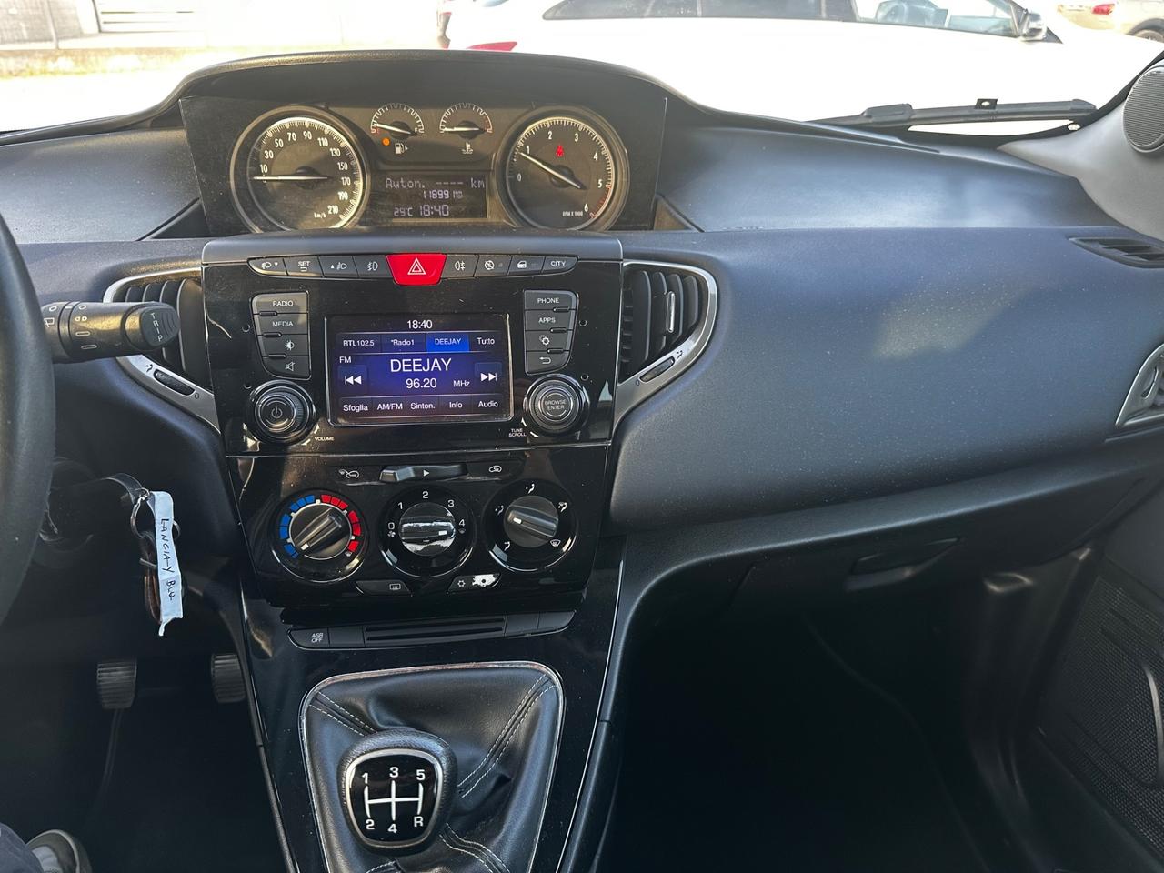Lancia Ypsilon 1.3 MJT 16V 95 CV 5 porte S&S Mya