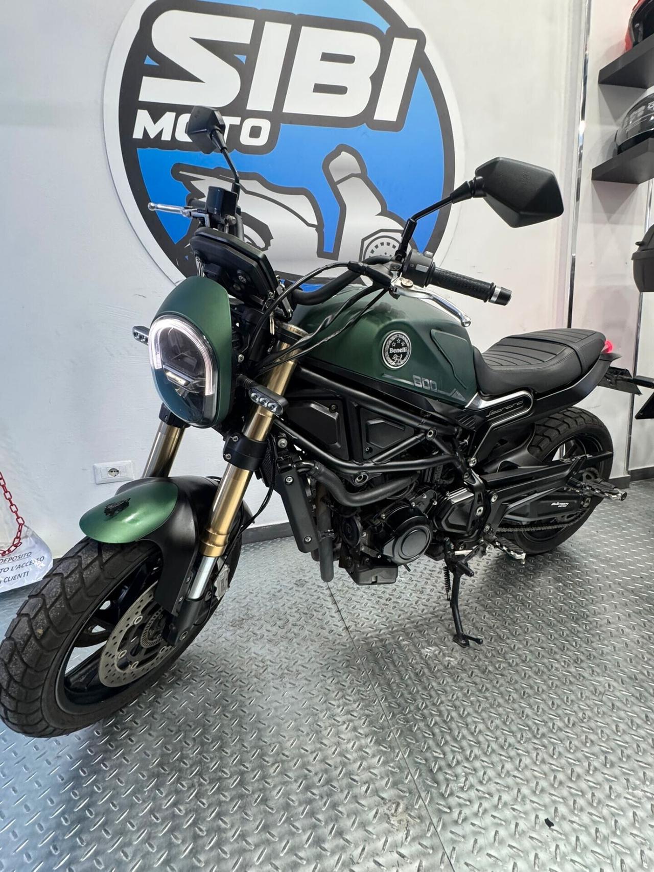 Benelli Leoncino Trail 800