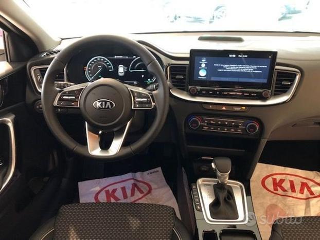 KIA Xceed 1.6 GDi 141CV PHEV DCT High Tech