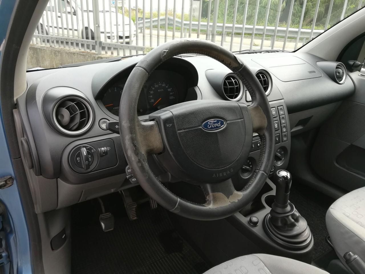 Ford Fiesta 1.2 16V 5p. UNICO PROPRIETARIO