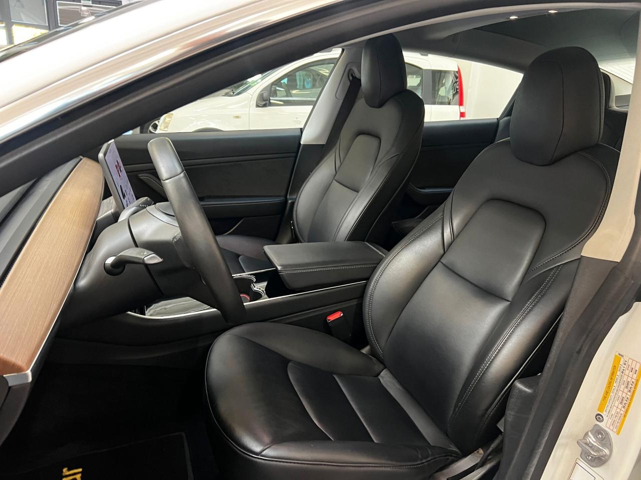 Tesla Model 3 Standard RWD Plus