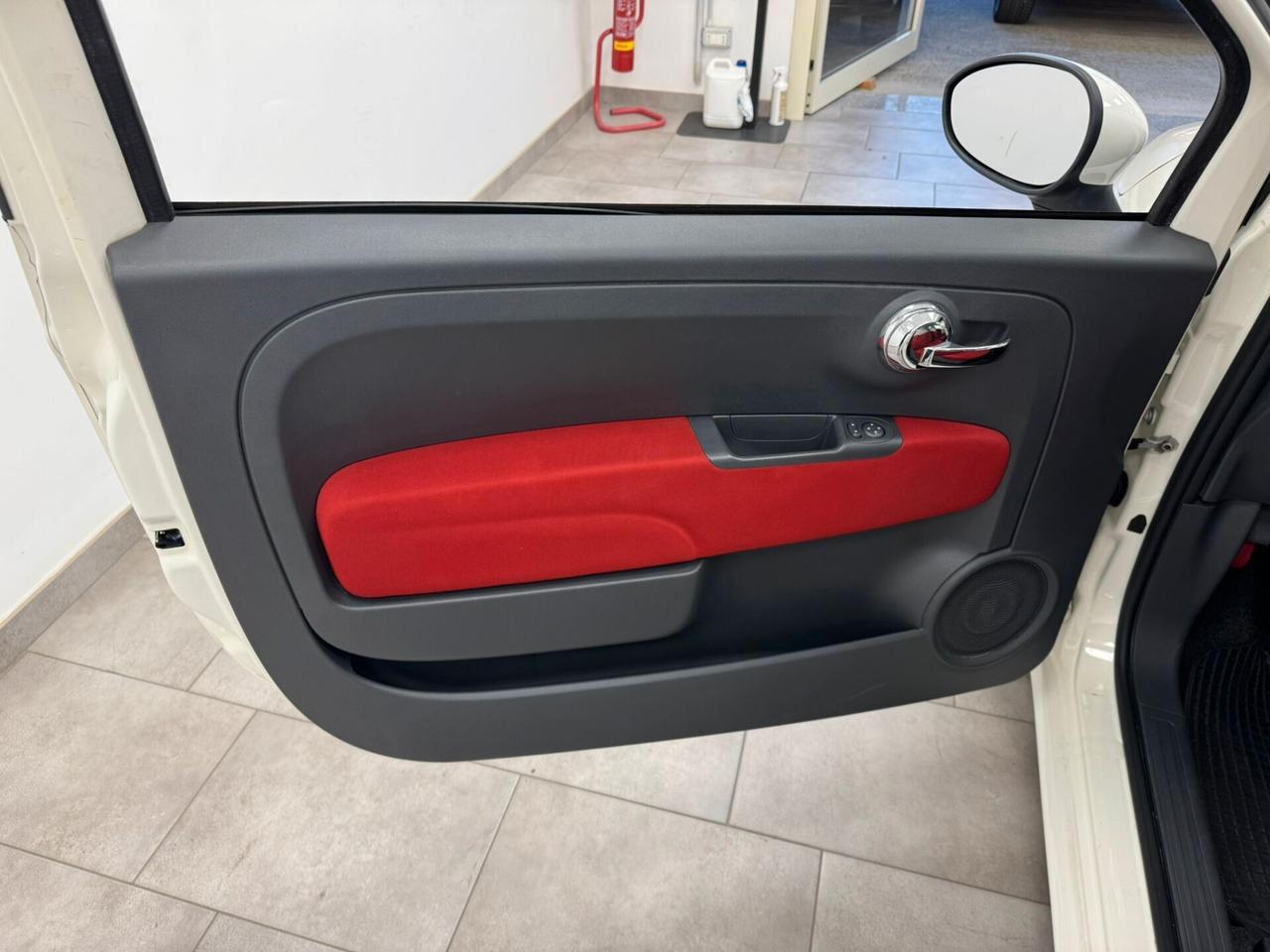 FIAT 500 LOUNGE 1.2 BENZINA 2011