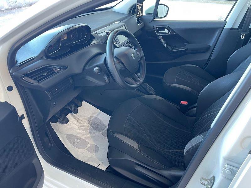 Peugeot 208 1.2 12V VTi 82cv Active