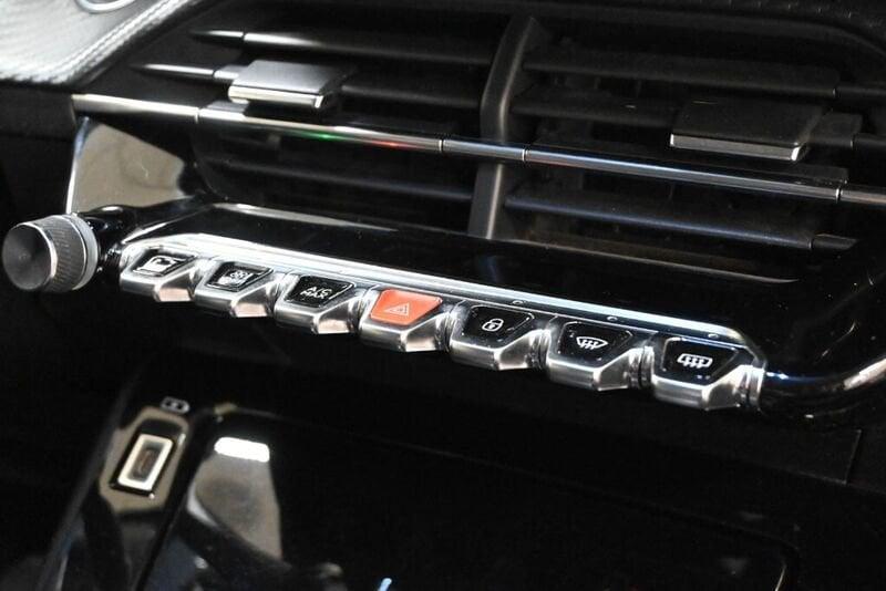 Peugeot 2008 2008 PureTech 100 S&S Allure