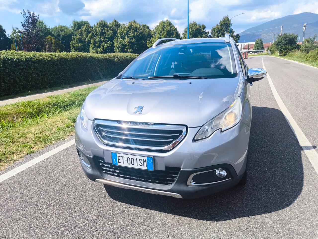 PEUGEOT 2008 1,6 HDI ALLURE- CAMBIO AUTOMATICO- KM 110000