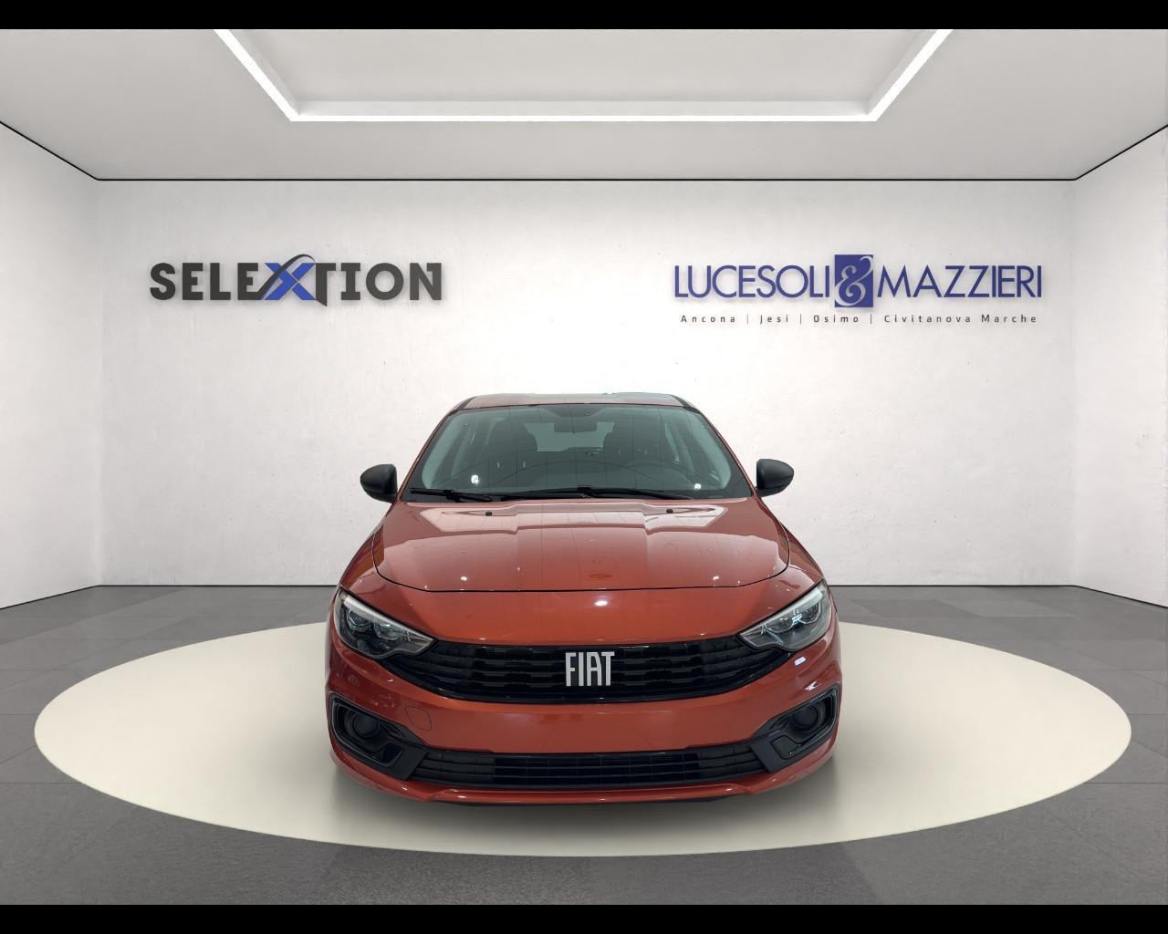 FIAT Tipo Hatchback Hybrid 1.5 Hybrid 130cv Dct Hb Tipo