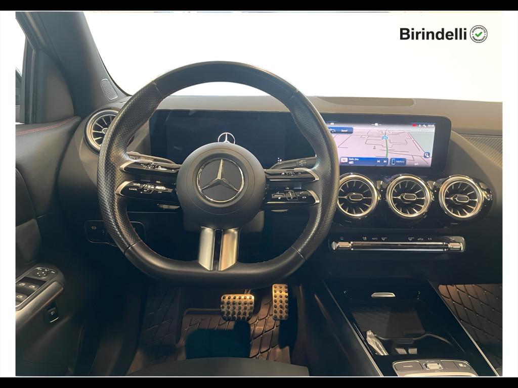 Mercedes-Benz GLA (H247) - GLA 180 d Automatic AMG Line Premium