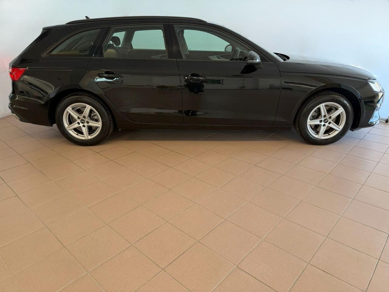Audi A4 Avant 35 TDI/163 CV S tronic Business
