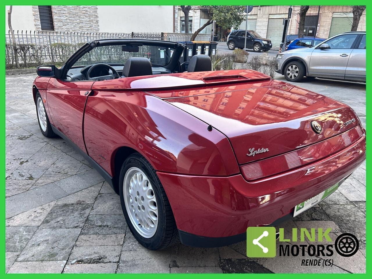 Alfa Romeo Spider 2.0i 16V Twin Spark cat 04/1995