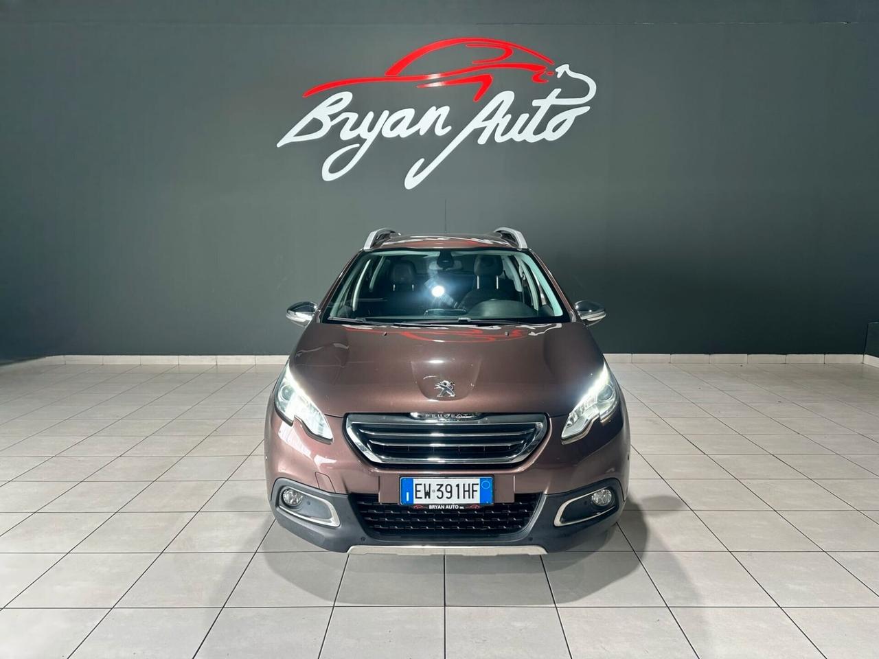 Peugeot 2008 1.6 e-HDi 115 CV Féline