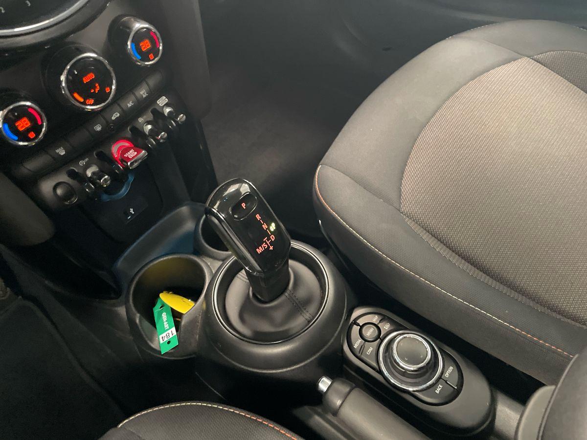 MINI Mini IV F56 2021 3p - Mini 3p 1.5 Cooper Classic auto