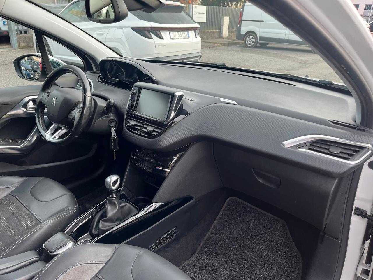 Peugeot 2008 1.6 e-HDi Allure