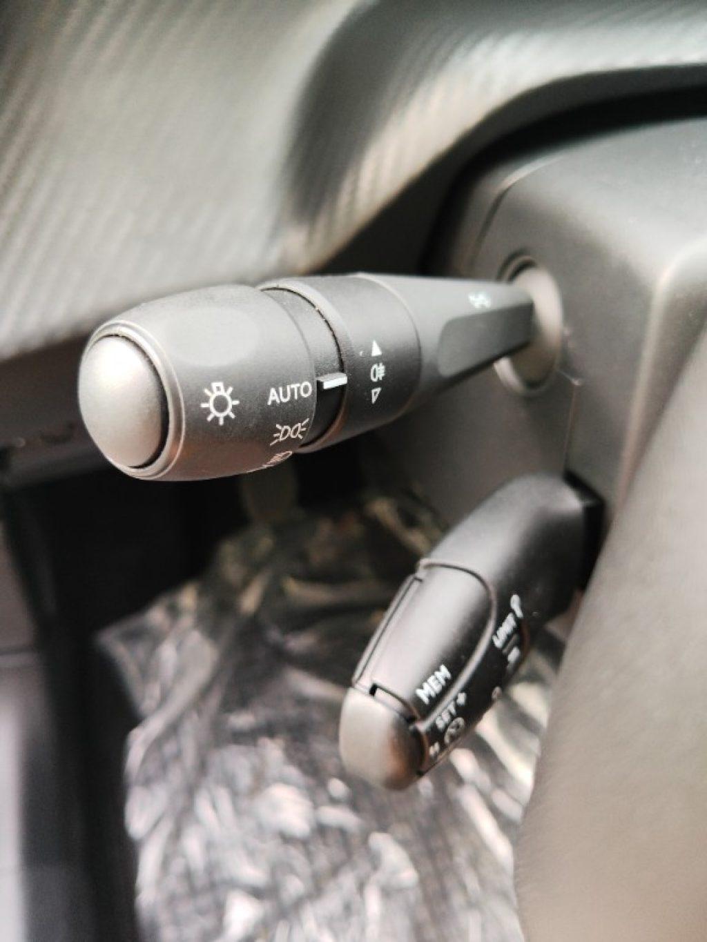 Peugeot 208 100 CV Style - PREZZO REALE