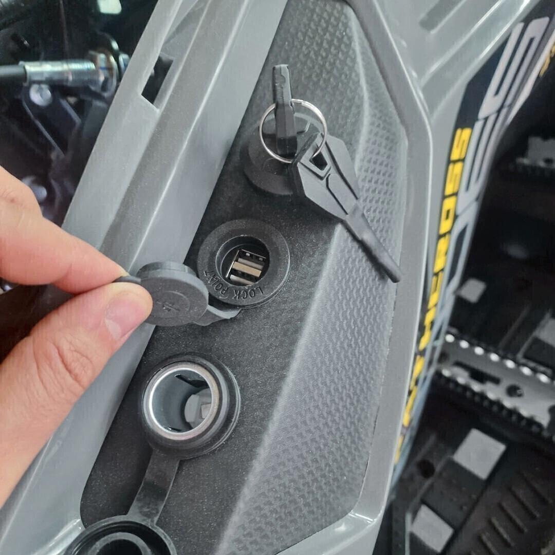 AODES PATHCROSS 525 T3 Luxury Targa gialla