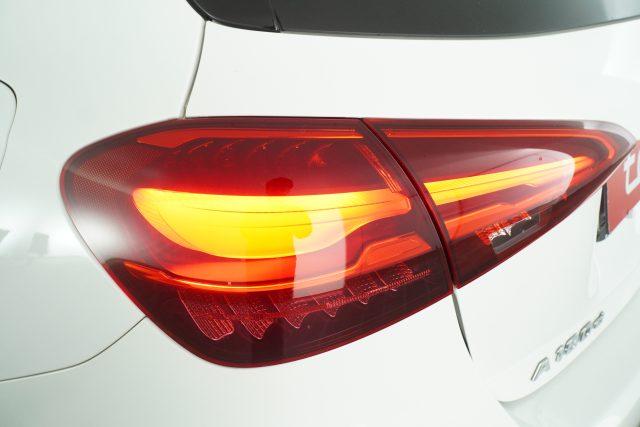 MERCEDES-BENZ A 180 A 180 d Automatic Advanced