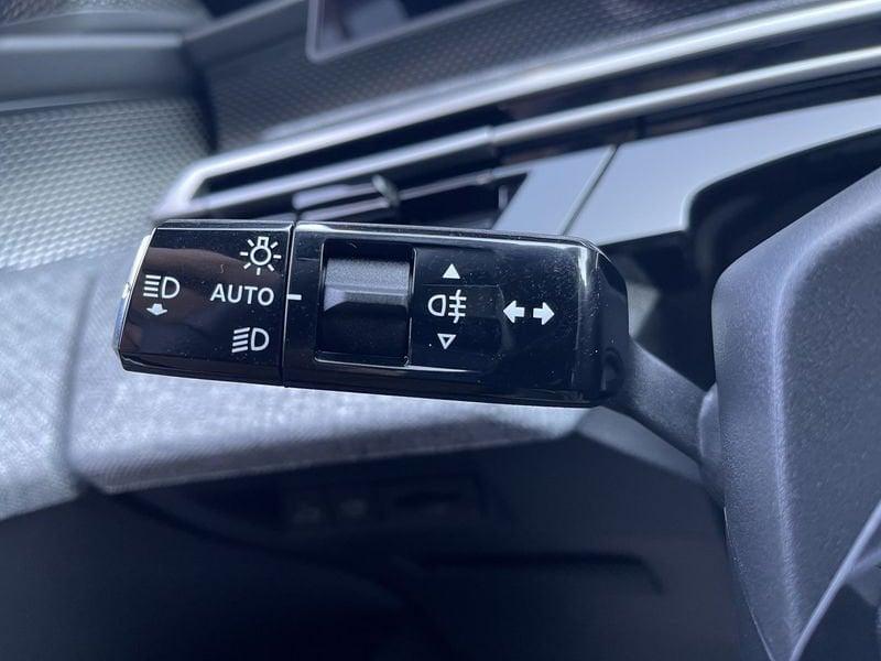 Peugeot 3008 1.2 hybrid GT 145cv e-dcs6 - NUOVO