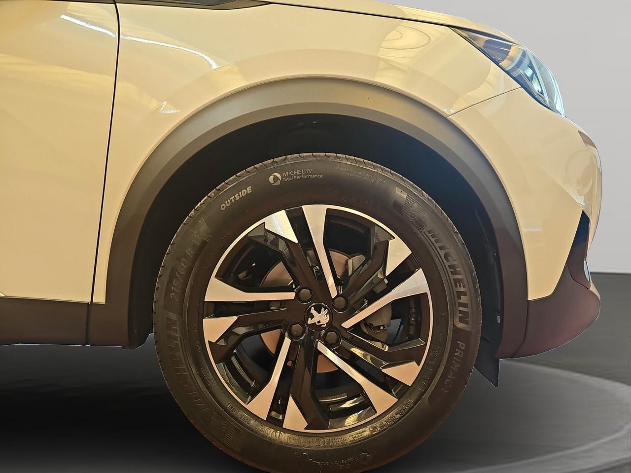 Peugeot 2008 PureTech 100 S&S Allure Pack GT LINE