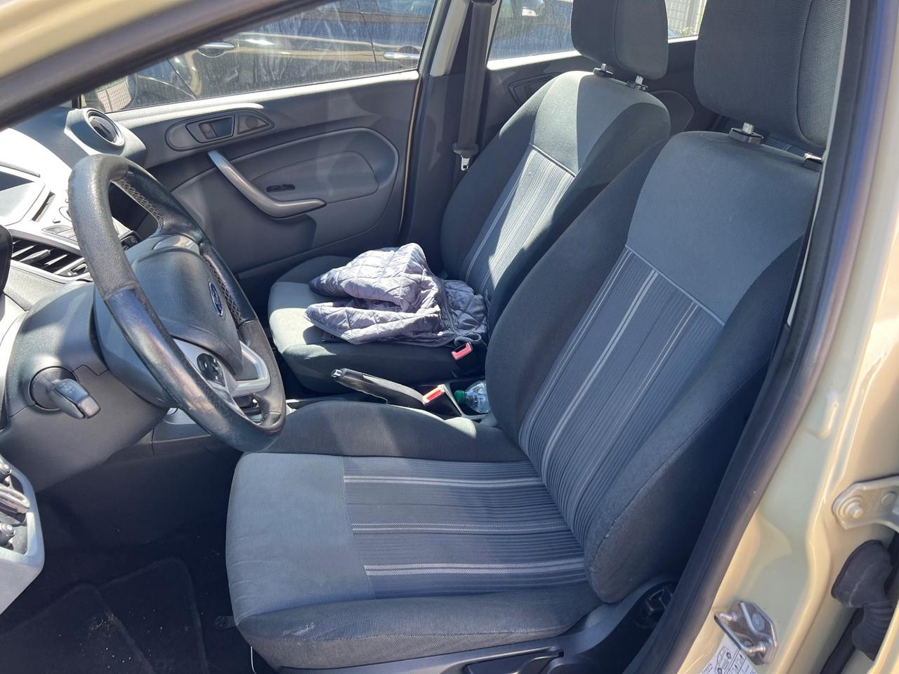 Ford Fiesta 1.6 TDCi 90CV 5 porte DPF Titanium