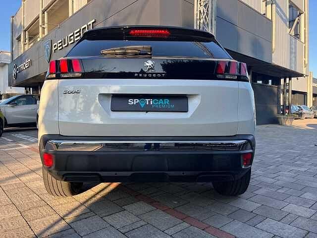 Peugeot 3008 BlueHDi 120 S&S Allure