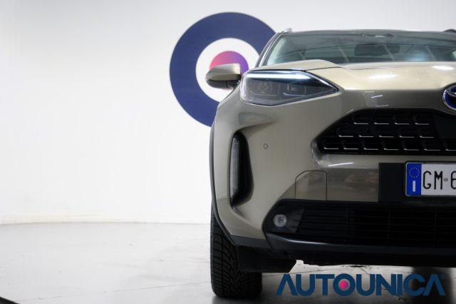 TOYOTA Yaris Cross 1.5 HYBRID E-CVT AWD-I 4x4 LOUNGE TETTO PANORAMA