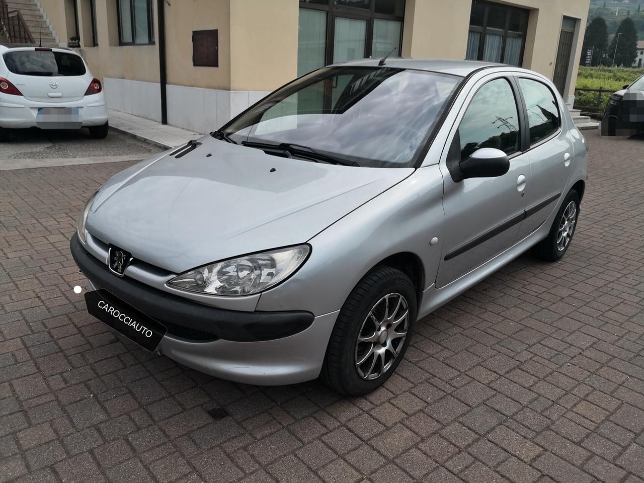Peugeot 206 1.4 5p neopatentati clima