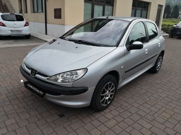 Peugeot 206 1.4 5p neopatentati clima
