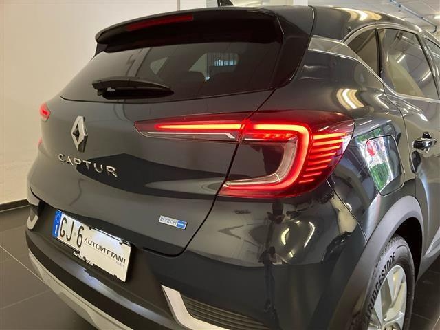 RENAULT Captur 1.6 E Tech hybrid Intens 145cv auto