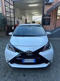 Toyota Aygo 1.0 VVT-i 69 CV 5 porte x-play