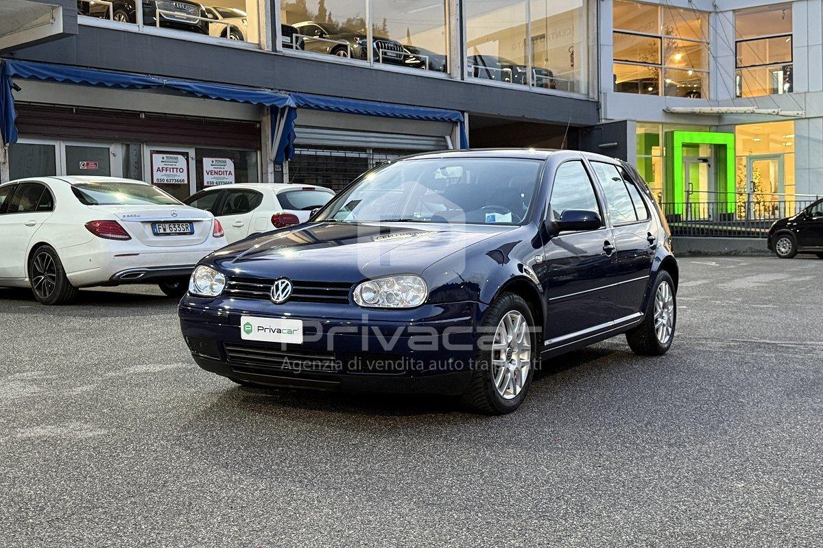 VOLKSWAGEN Golf 1.6 16V cat 5 porte Highline