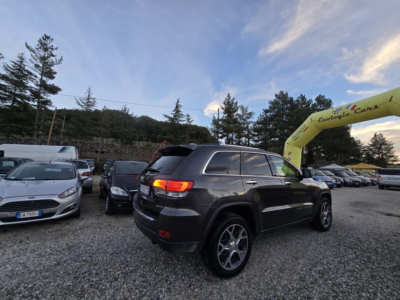 Jeep Grand Cherokee 3.0 V6 CRD 250 CV Multijet II Overland