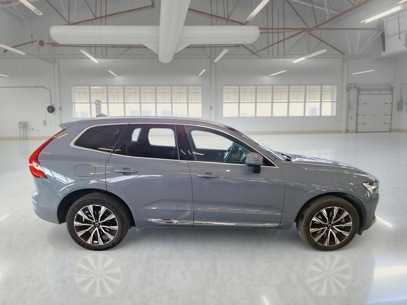 VOLVO XC60 B4 D AUTOMATICO PLUS BRIGHT SUV
