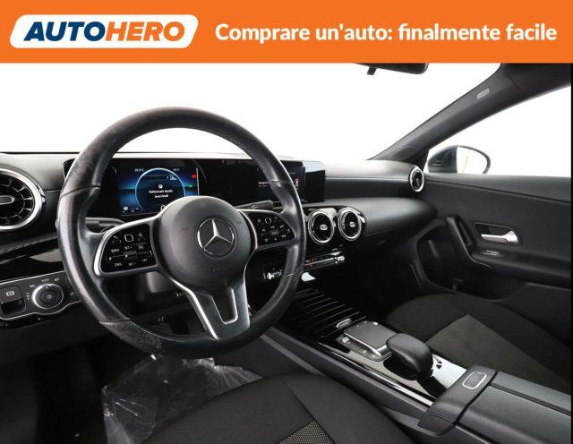 MERCEDES-BENZ A 220 d Automatic Business