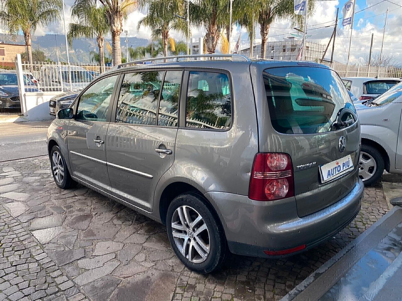 Volkswagen Touran 1.6 5 POSTI Bifuel GPL AUTOMATICO 170CV