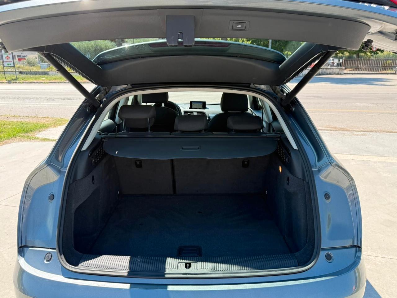 Audi Q3 2.0 TDI 150 CV 6m Business