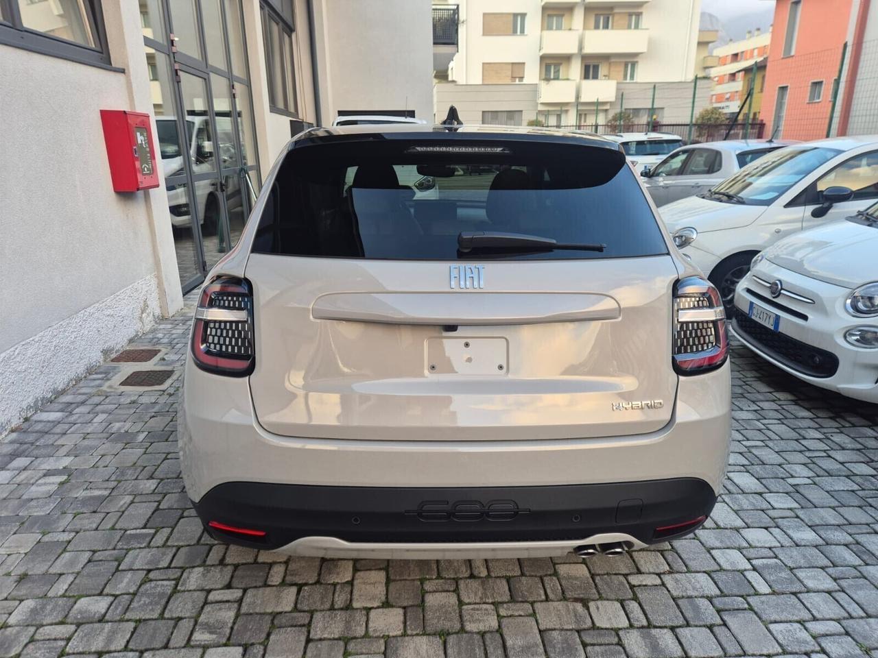 Fiat 600 Hybrid 145 CV DCT MHEV La Prima