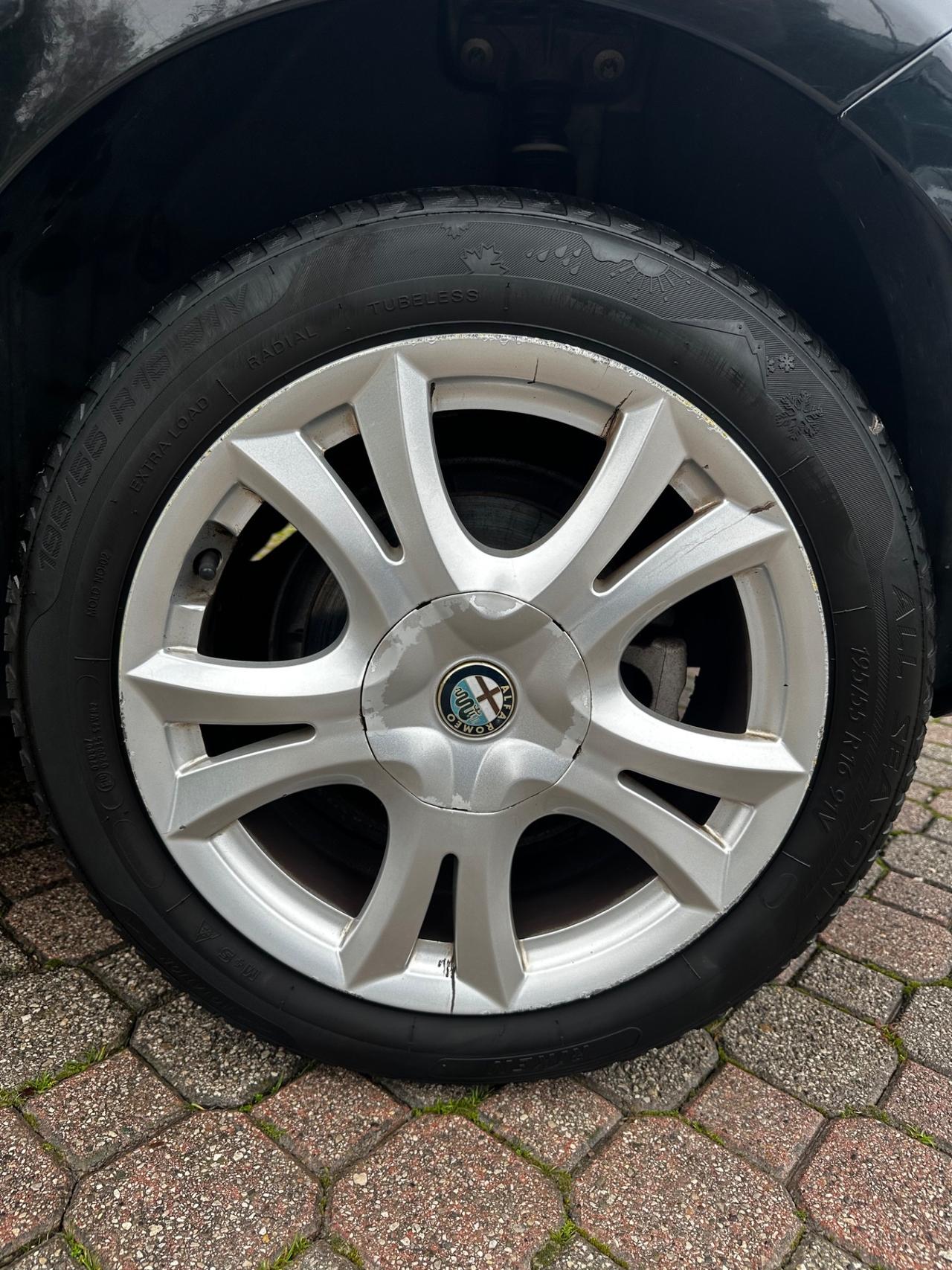 Alfa Romeo MiTo 1.4 105 CV M.air S&S Distinctive Sport Pack