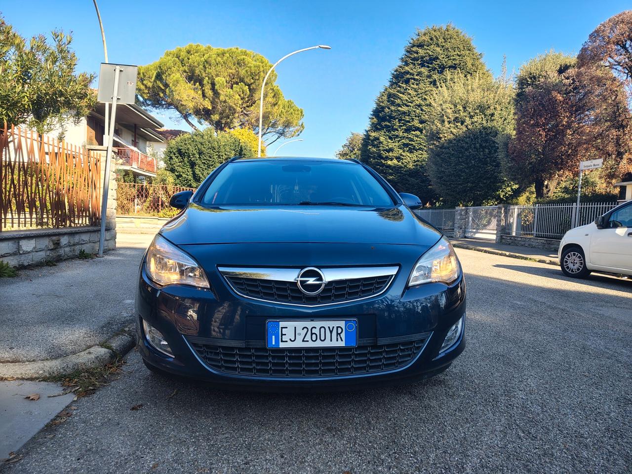 Opel Astra 1.7 CDTI 125CV 5 porte Cosmo