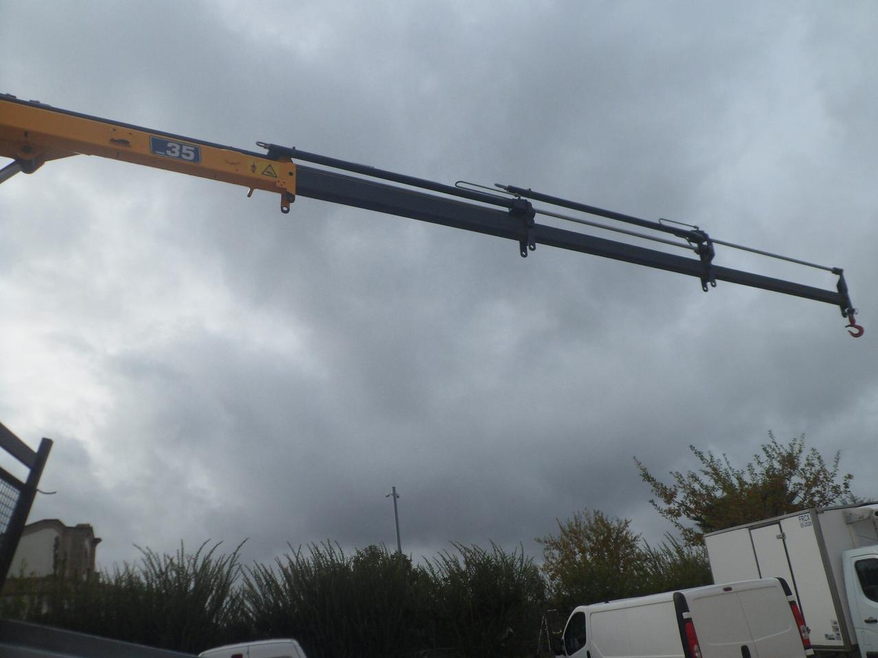 Iveco Daily 35c14 ribaltabile con gru