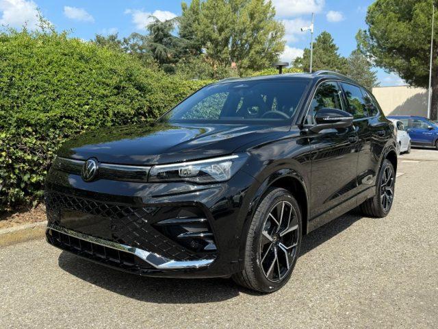 VOLKSWAGEN Tiguan 2.0 TDI 193 CV DSG 4MOTION R-Line Plus KM0 - TETTO