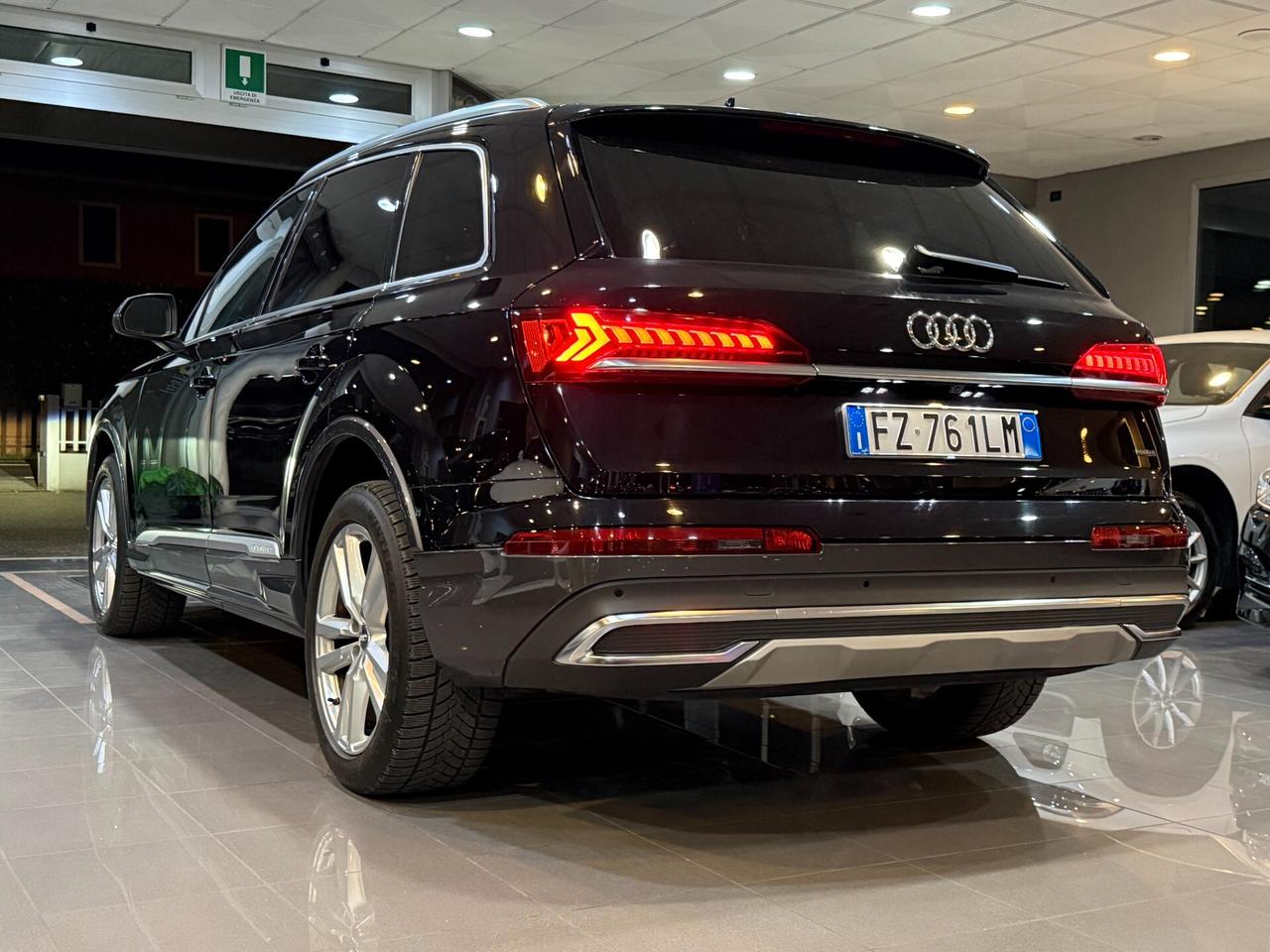Audi Q7 Q5 Sportback 40 2.0 tdi mhev Business Advanced quattro s-tronic