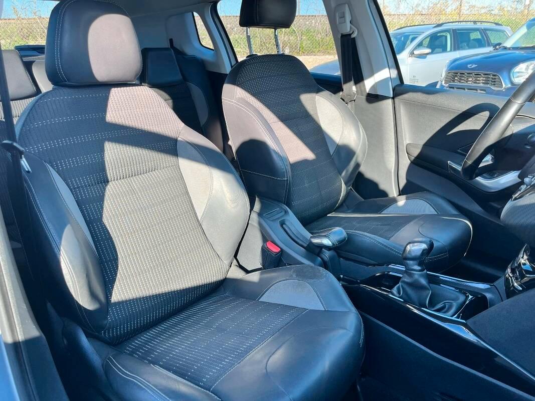 Peugeot 2008 1.6 bluehdi Black Matt 100cv