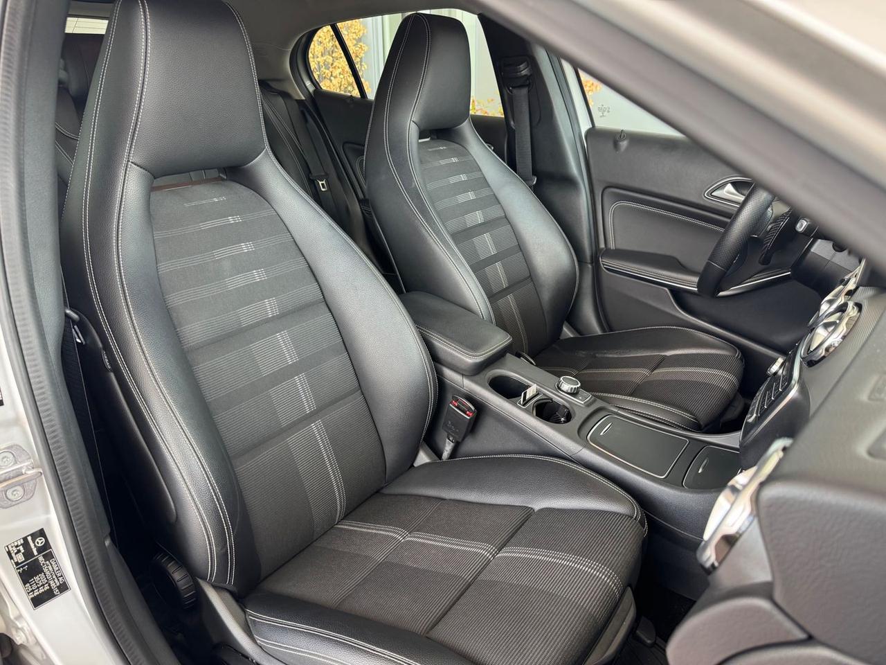 Mercedes-Benz GLA 220 Premium GLA 220 D #6418