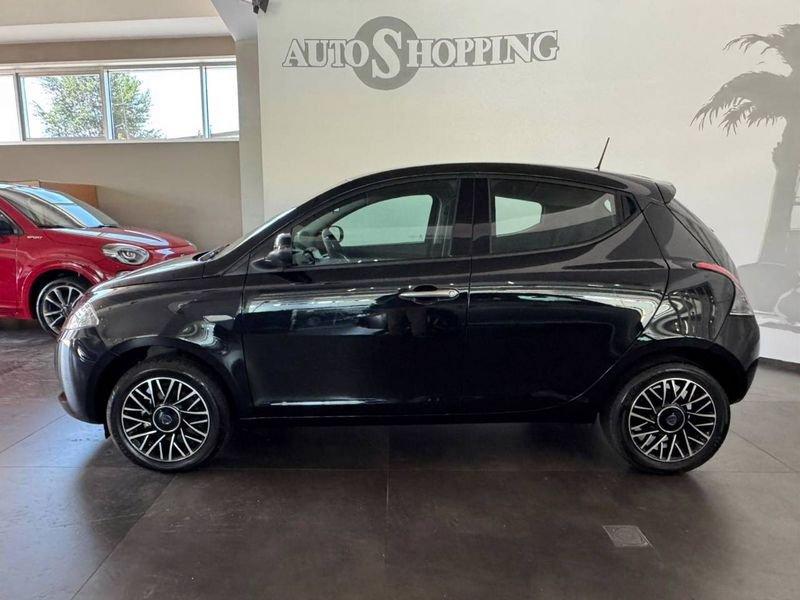 Lancia Ypsilon 3ª serie 1.0 FireFly 5 porte S&S Hybrid Platino