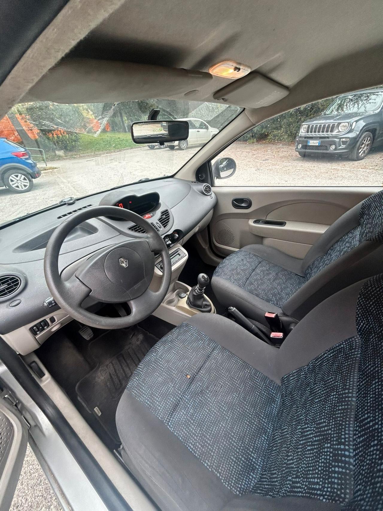 Renault Twingo 1.2 16V Dynamique