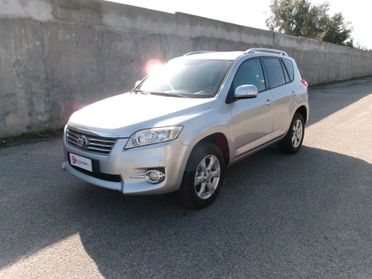 Toyota RAV 4 RAV4 Crossover 2.2 D-4D 150 CV DPF Exclusive