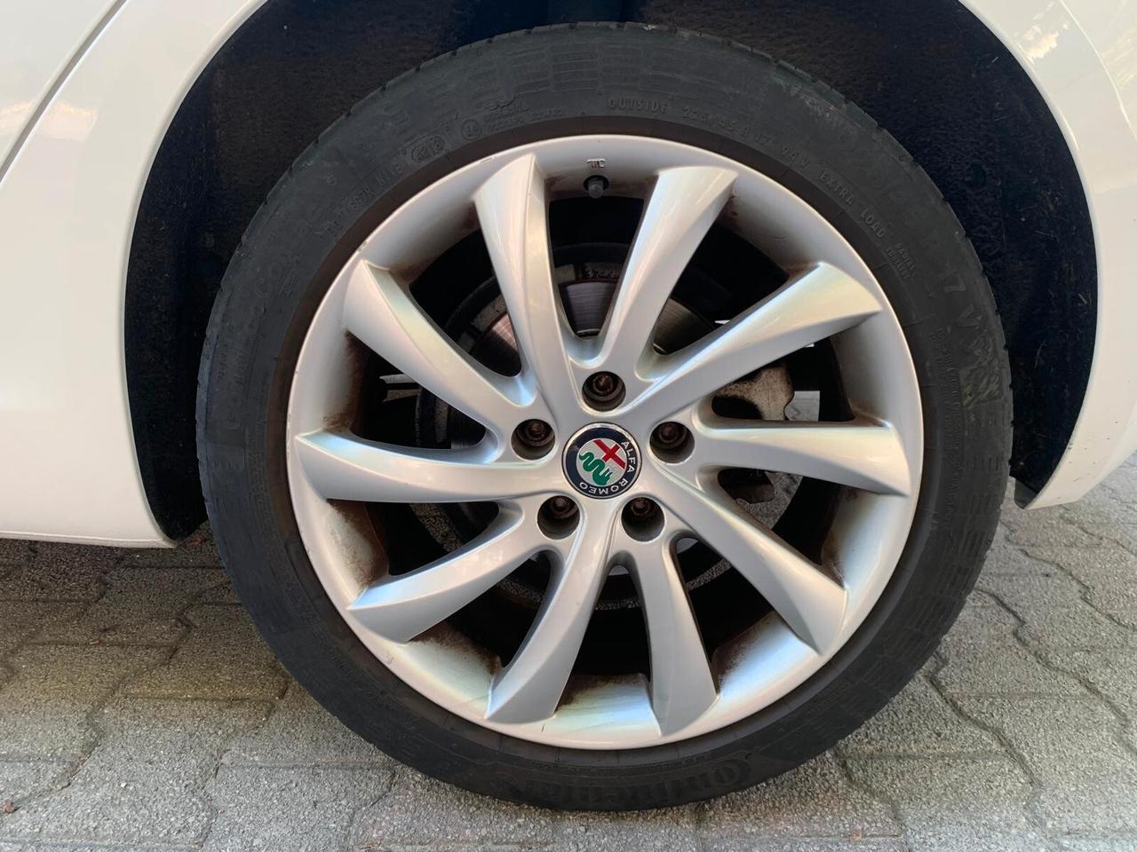 Alfa Romeo Giulietta 1.4 Turbo 120 CV GPL Super