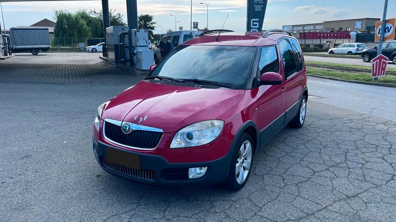 Skoda Roomster 1.4 16V Scout GPLine